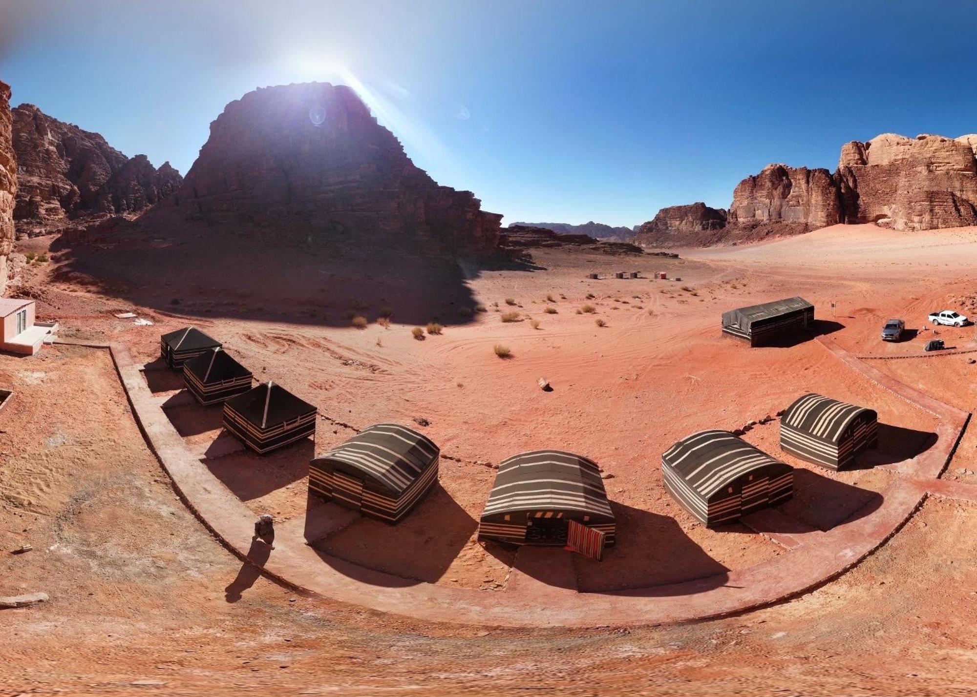 Desert Rock Camp Wadi Rum Eksteriør bilde