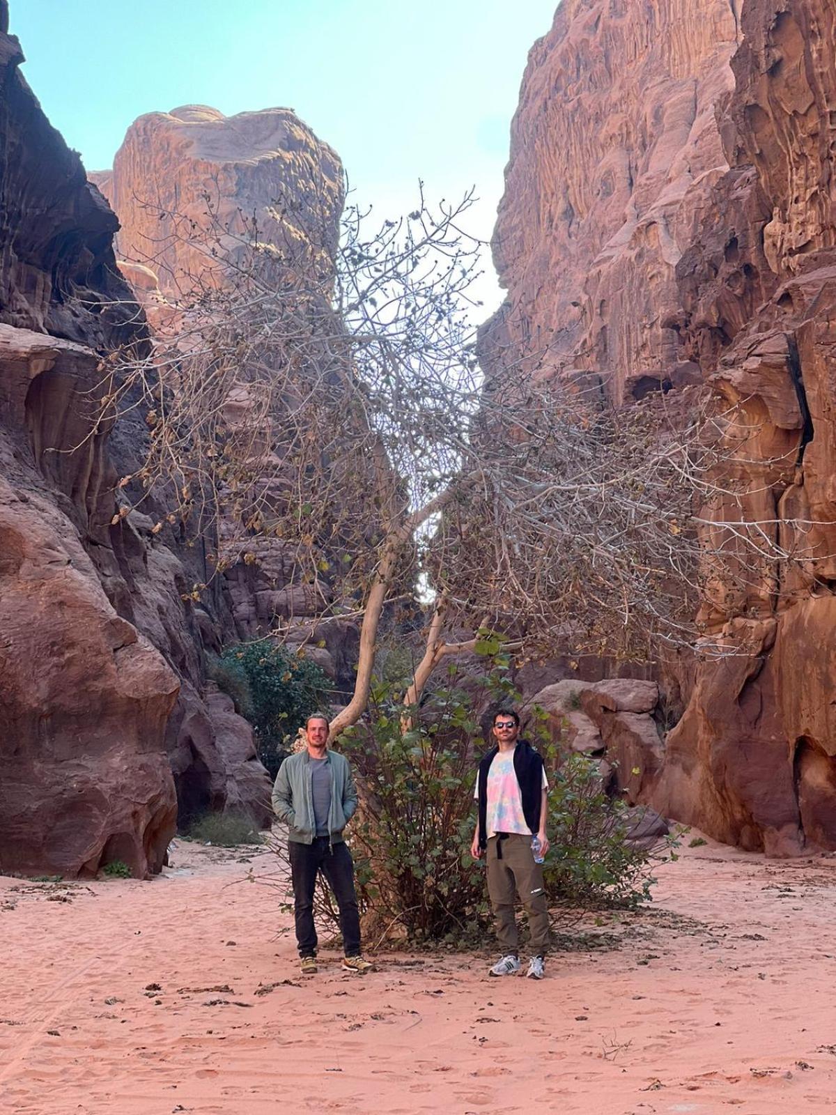 Desert Rock Camp Wadi Rum Eksteriør bilde