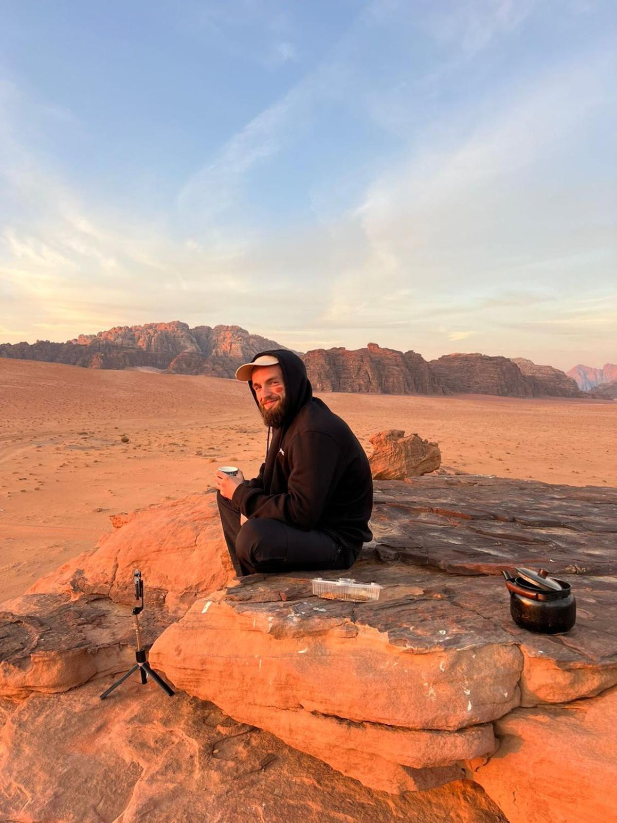 Desert Rock Camp Wadi Rum Eksteriør bilde